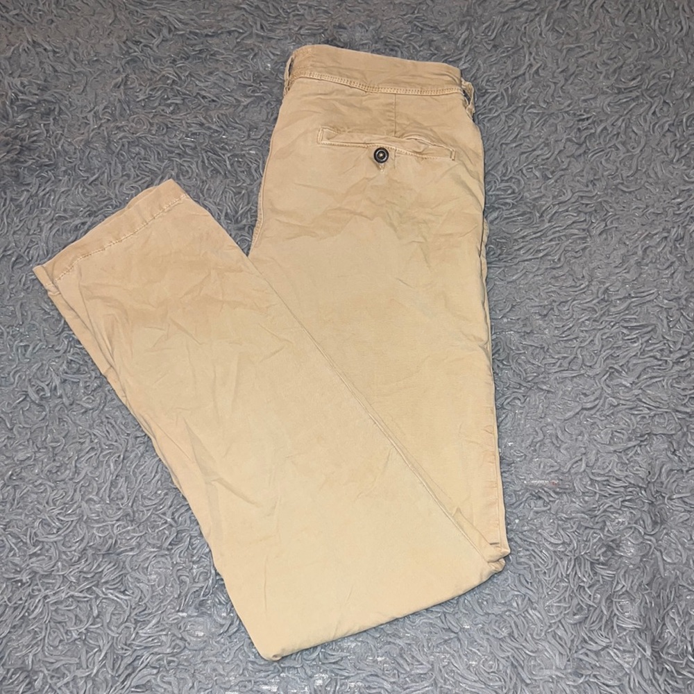 American Eagle Khakis